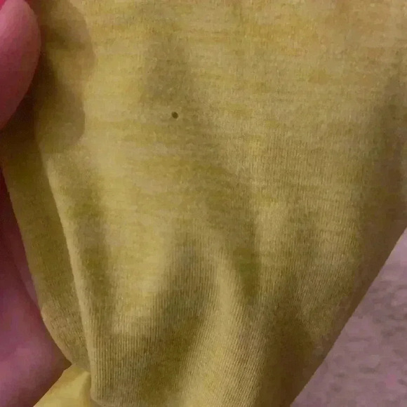 Carve Designs Medium lightweight pullover - Picture 9 of 9